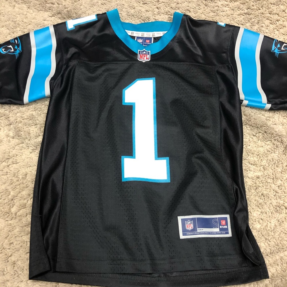Authentic boys jersey